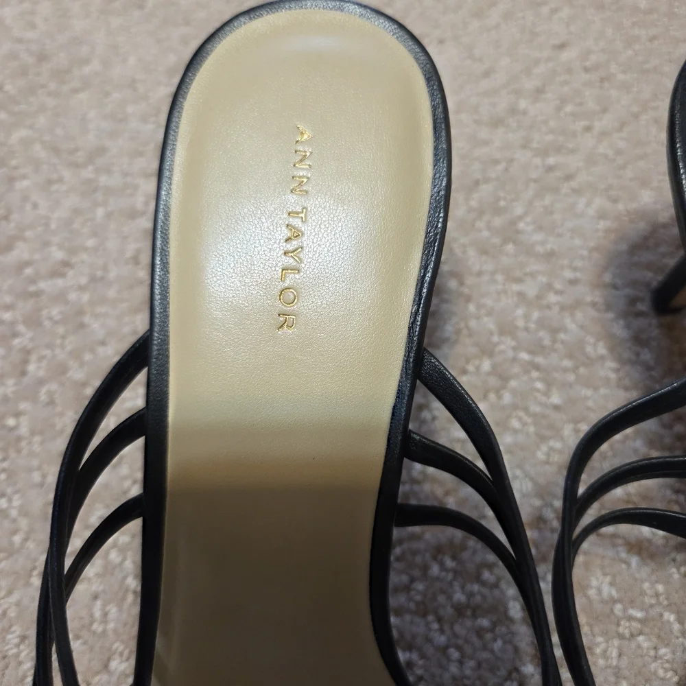 Ann Taylor Ellis Leather Knot Heeled Sandals in black Elegant‎ Sophisticated 10